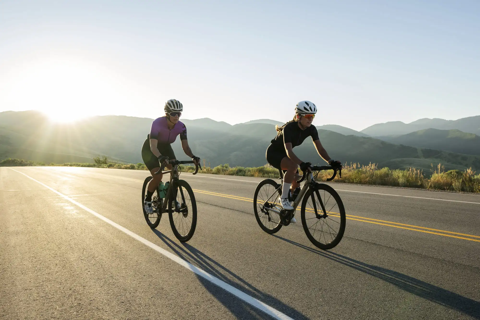 Ciclismo vs Corrida: Qual o Melhor Treino Cardiovascular para Seus Objetivos?? 🏃‍♂️🚴‍♀️